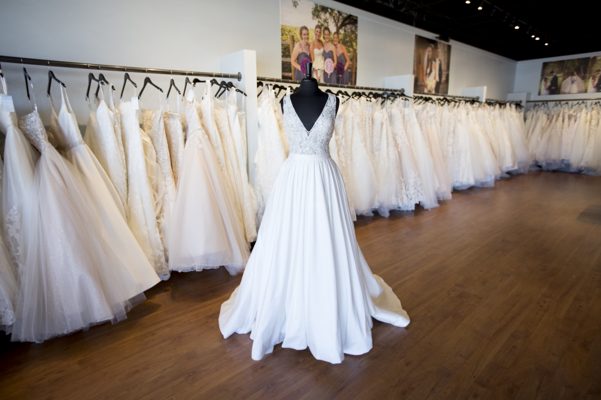 contact-us-gracie-s-bridal-springfield-mo-bridal-prom-dresses